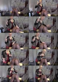Clips4sale - Lady Karame - Spanking a young slave with wax [720p] (Femdom)