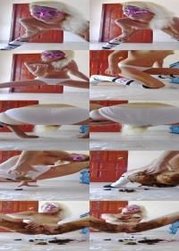 ScatShop - MissAnja - Blonde Shitting Huge Destroy Her Panty Smearing [720p] (Scat)