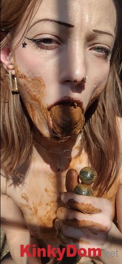 ScatShop - Mycelium_Mother - Femme Fatale of Feces [1440p] (Scat)